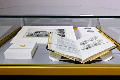 Fotoshooting Business Portraits Fashion Fotograf Berlin © www.henninghattendorf.com